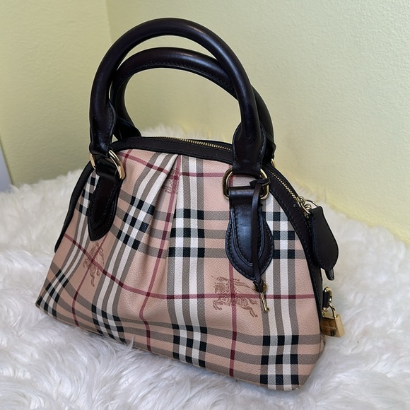 💯Authentic Burberry Haymarket Small Women's Bag🍀 - Picture 12 of 15